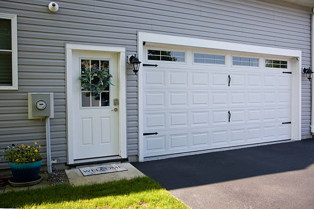 24/7 Emergency Garage Door experts in Le Roy, IL
